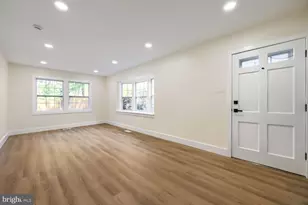 5501 Woodenhawk Cir, Columbia, MD 21044 - Photo 2