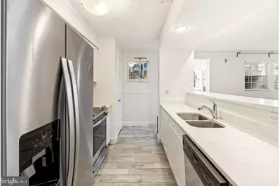 6205 Sandpiper Court #202, Elkridge, MD 21075 - Photo 10