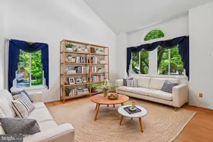 11715 Lightfall Ct, Columbia, MD 21044 - Photo 6