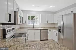 7726 Millstone Ct, Ellicott City, MD 21043 - Photo 12