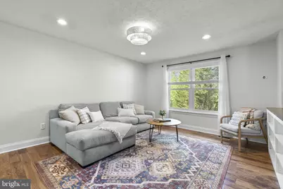 6174 Fairbourne Court, Hanover, MD 21076 - Photo 4