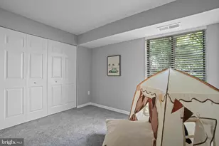 9647 White Acre Rd, Columbia, MD 21045 - Photo 16