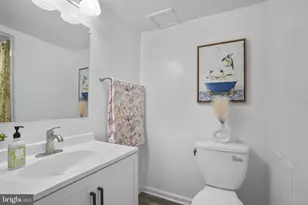 9647 White Acre Rd, Columbia, MD 21045 - Photo 10