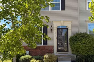 9226 Toms Trl, Laurel, MD 20723 - Photo 2