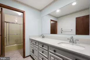 13922 Wayside Dr, Clarksville, MD 21029 - Photo 36