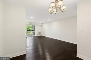 10850 Green Mountain Cir, Columbia, MD 21044 - Photo 12