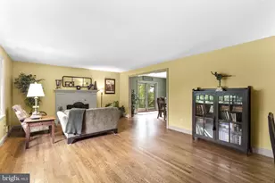 2984 Normandy Dr, Ellicott City, MD 21043 - Photo 4