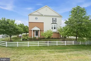 8601 Blue Smoke Ct, Elkridge, MD 21075 - Photo 2
