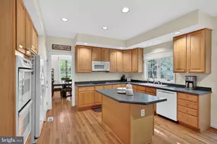 3327 Governor Howard Dr, Ellicott City, MD 21043 - Photo 16