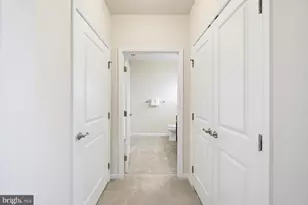 8911 Carls Ct, Ellicott City, MD 21043 - Photo 16
