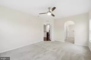 8911 Carls Ct, Ellicott City, MD 21043 - Photo 12