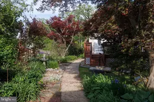 8615 Ridge Rd, Ellicott City, MD 21043 - Photo 32