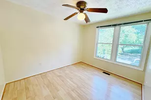 8310 Mary Lee Ln, Laurel, MD 20723 - Photo 16