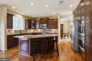 4932 Pale Morning Dun Rd, Elkridge, MD 21075 - Photo 16