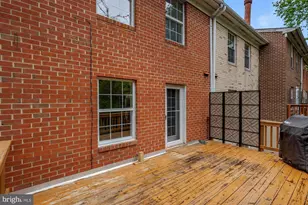 8783 Hayshed Ln, Columbia, MD 21045 - Photo 14