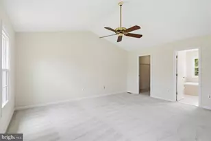 8266 Spring Branch Ct, Laurel, MD 20723 - Photo 32