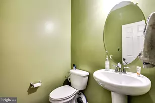 6802 Flour Mill Ct, Columbia, MD 21044 - Photo 8