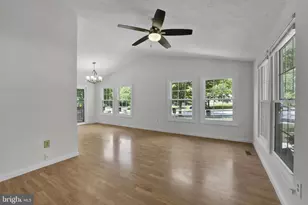 5450 Bluecoat Ln, Columbia, MD 21045 - Photo 4