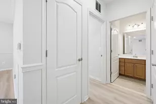 8511 Coltrane Ct, Ellicott City, MD 21043 - Photo 18