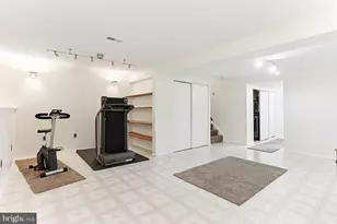 8009 Brightwood Ct, Ellicott City, MD 21043 - Photo 24