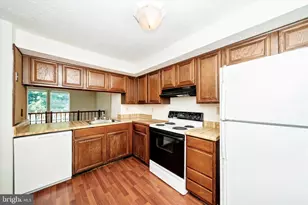 8237 Styers Ct, Laurel, MD 20723 - Photo 4