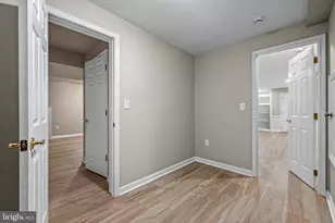 10226 Tarpley Ct, Ellicott City, MD 21042 - Photo 46