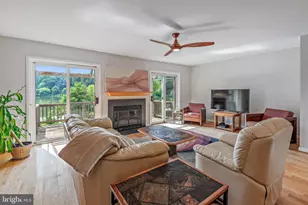 7261 Dockside Ln, Columbia, MD 21045 - Photo 10