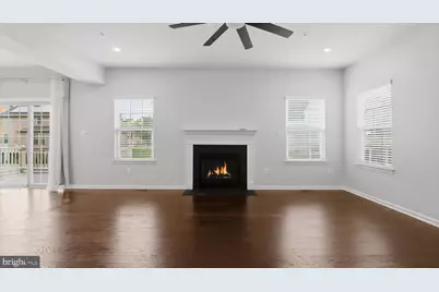 9817 Sawmill Branch Trl, Ellicott City, MD 21043 - Photo 10
