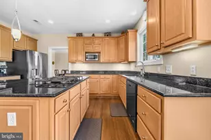 15012 Rolling Hills Dr, Glenwood, MD 21738 - Photo 22