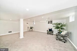 8409 Woodward St, Savage, MD 20763 - Photo 32