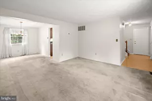 8728 Doves Fly Way, Laurel, MD 20723 - Photo 4
