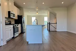 8100 Primrose Ln, Laurel, MD 20723 - Photo 12