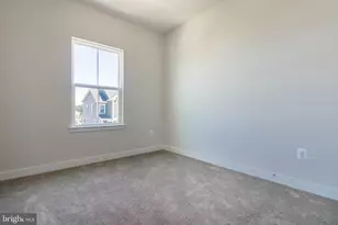 8100 Primrose Ln, Laurel, MD 20723 - Photo 4