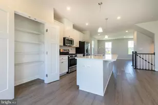 8100 Primrose Ln, Laurel, MD 20723 - Photo 20