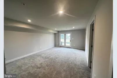 8100 Primrose Lane, Laurel, MD 20723 - Photo 4