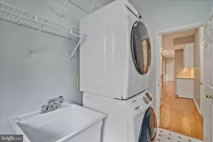 8285 Glenmar Rd, Ellicott City, MD 21043 - Photo 24