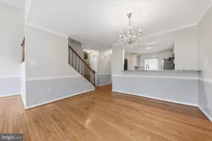8545 Harvest View Ct, Ellicott City, MD 21043 - Photo 10