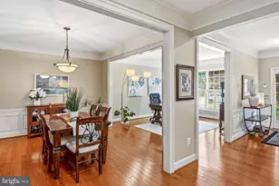 8513 Timber Hill Ct, Ellicott City, MD 21043 - Photo 4
