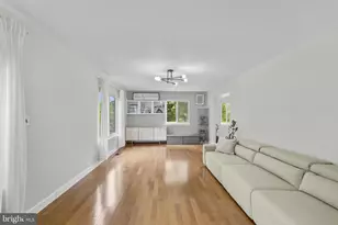6620 Prestwick Dr, Highland, MD 20777 - Photo 12