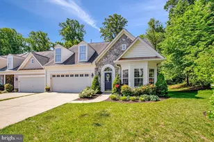 8633 Vast Rose Dr, Columbia, MD 21045 - Photo 2