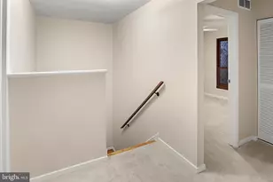 5678 Thicket Ln, Columbia, MD 21044 - Photo 18