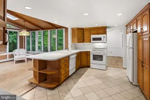 5076 Lake Cir W, Columbia, MD 21044 - Photo 20