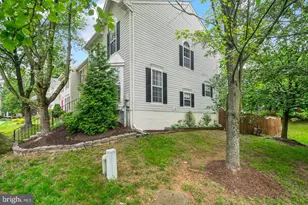 9525 Oakhurst Dr, Columbia, MD 21046 - Photo 14