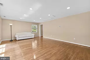 9187 Furrow Ave, Ellicott City, MD 21042 - Photo 22