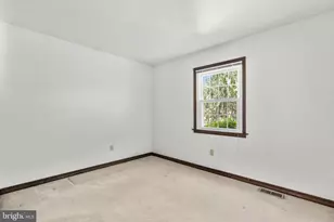 9187 Furrow Ave, Ellicott City, MD 21042 - Photo 36