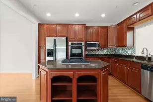8876 Montjoy Pl, Ellicott City, MD 21043 - Photo 22