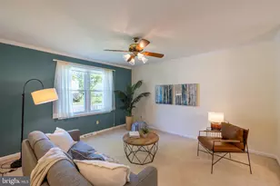 6255 Dawn Day Dr, Columbia, MD 21045 - Photo 2
