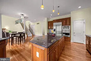 11526 Fox River Dr, Ellicott City, MD 21042 - Photo 16