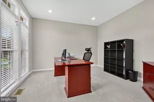 11171 Willow Green Way W, Marriottsville, MD 21104 - Photo 4