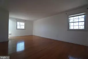 8602 Chapel Rd, Ellicott City, MD 21043 - Photo 12